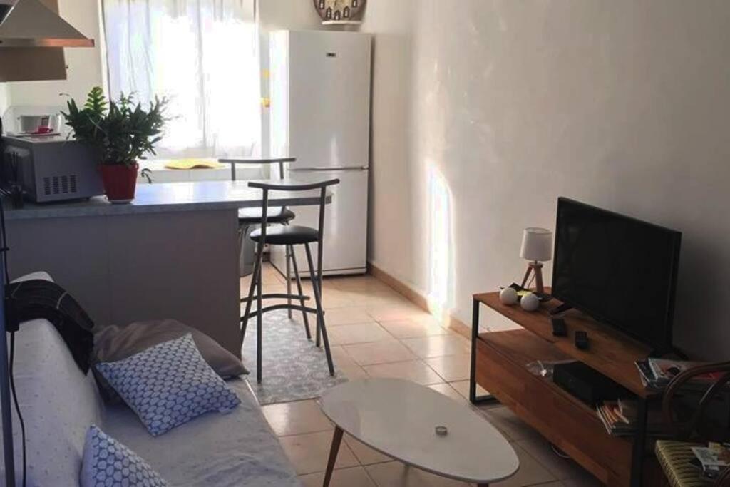 Ferienwohnung Fabienne Cote Jardins De La Fontaine Nîmes Exterior foto